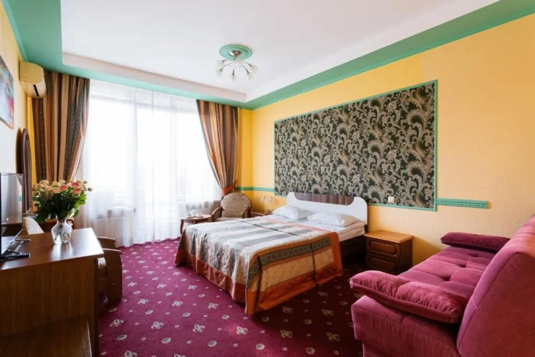 Deluxe Family room