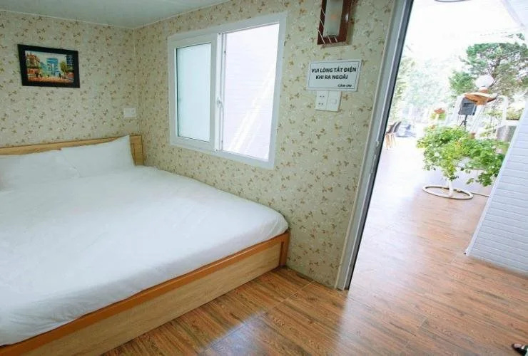 Lens Mini Hotel