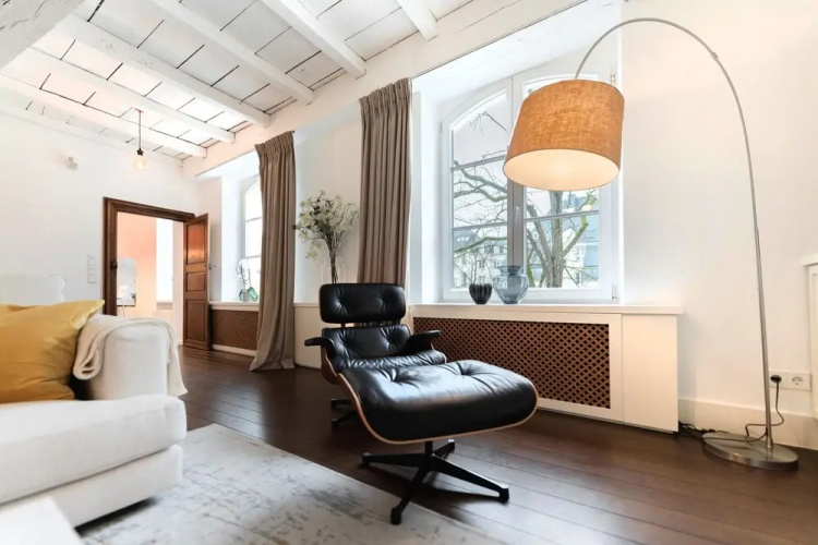 2BR Open Space Apt - City Center Gem