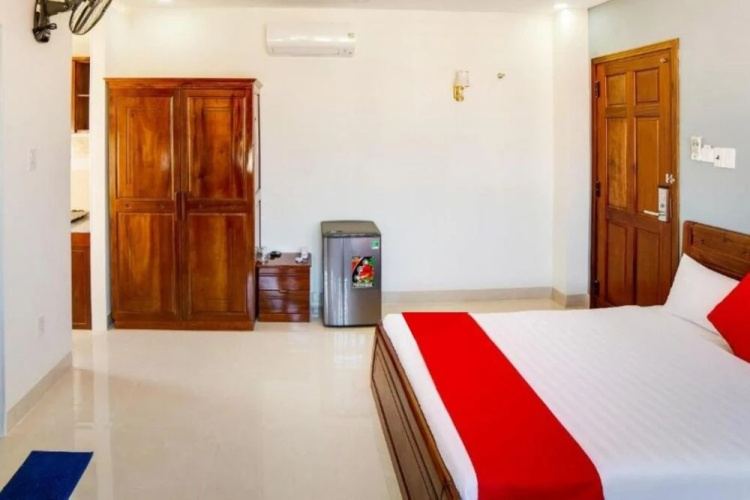 Peaceful Hotel