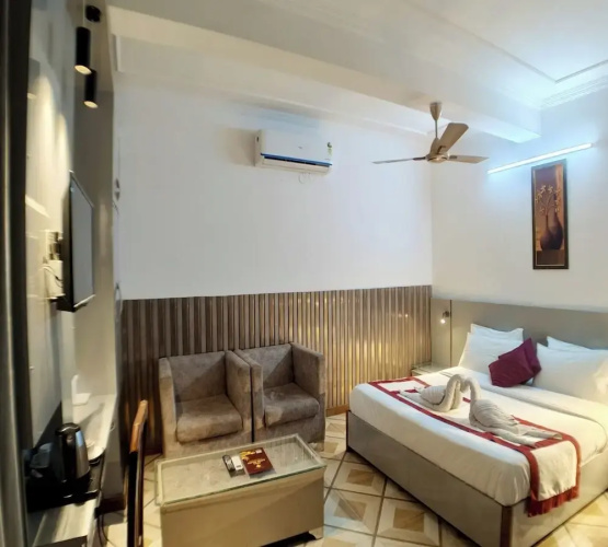 Hotel Ratan Palace