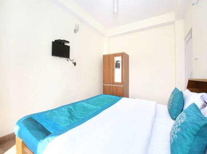 OYO 11864 Home Valley View 1BHK