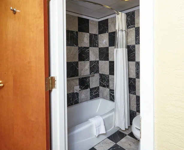Standard Quadruple room with balcony