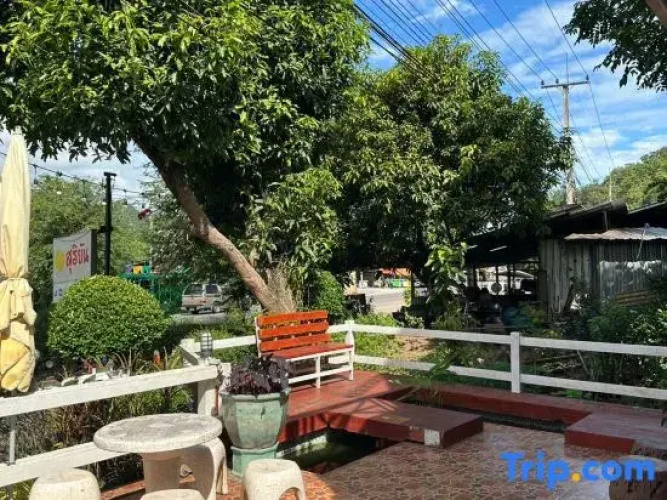 Suriyan Villa