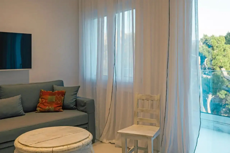 Thamvos Parthenon Rooftop Luxury APTS