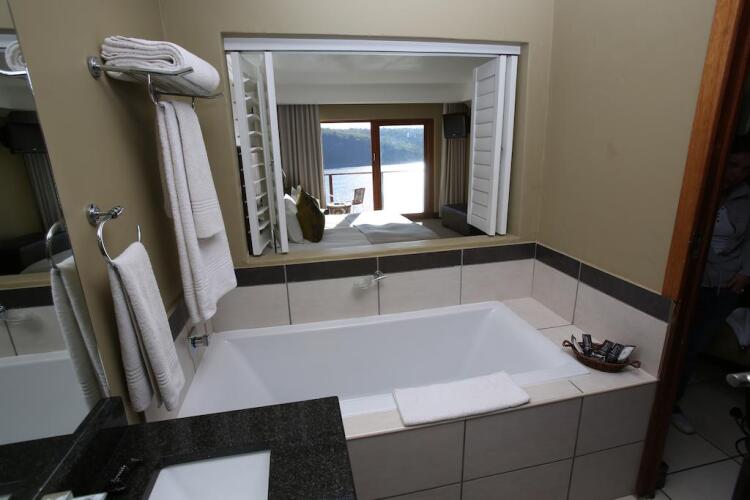 Jozini Tiger LodgeOver view