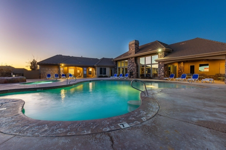 4 Bedrooms Standard room
