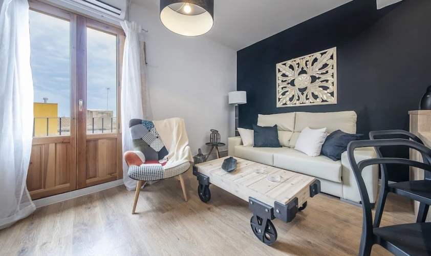3 Bedrooms Apartment