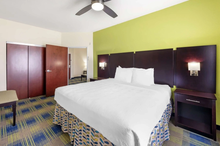 Double Suite