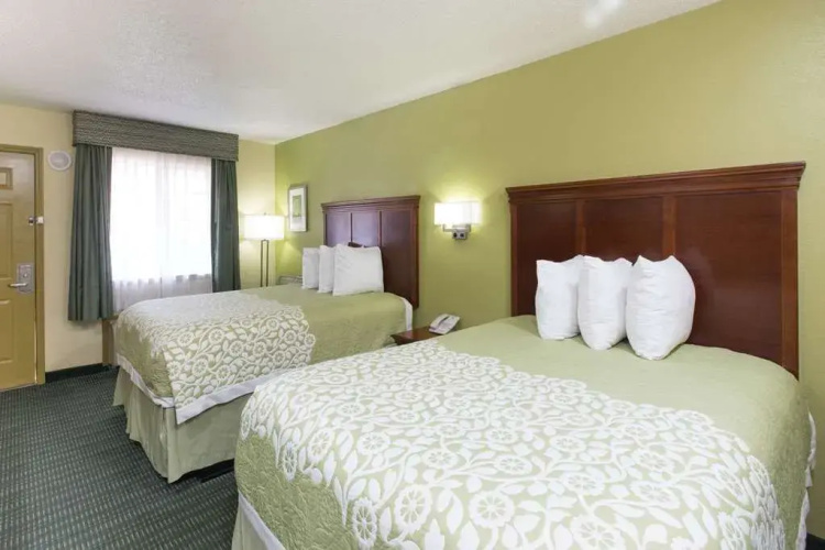 Days Inn & Suites Big Spring