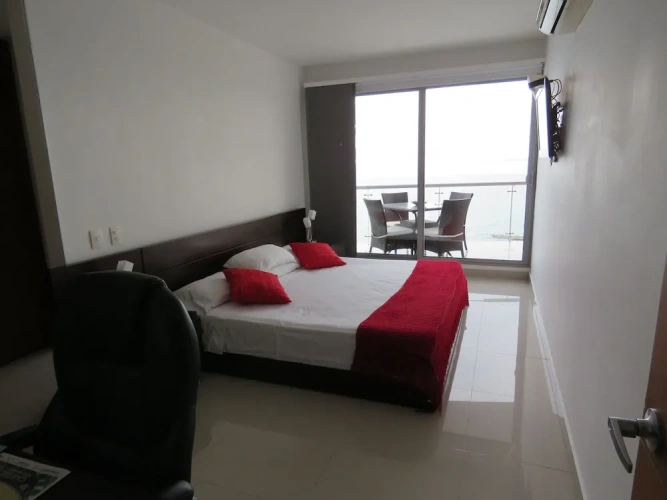 2 Bedrooms Premium Apartment beachfront