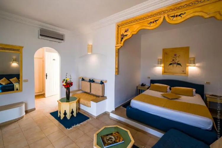 Cercina Hotel