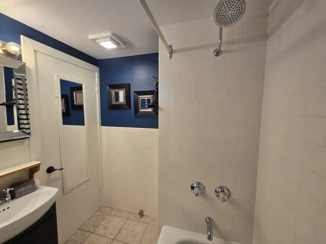 Standard Double Basement room