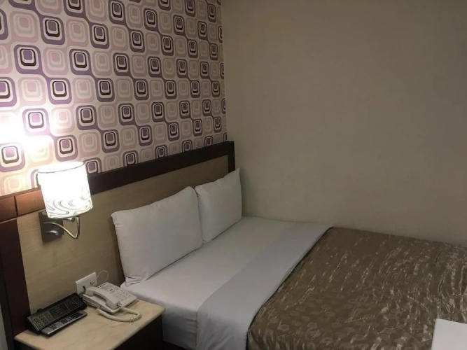 CaRry Hotel