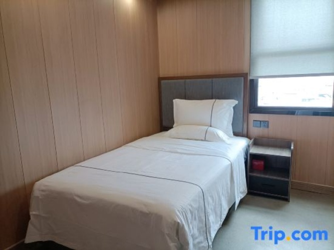 Triple Suite