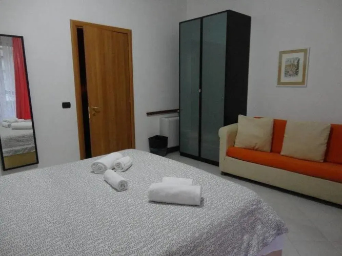 Suites Holiday Rooms