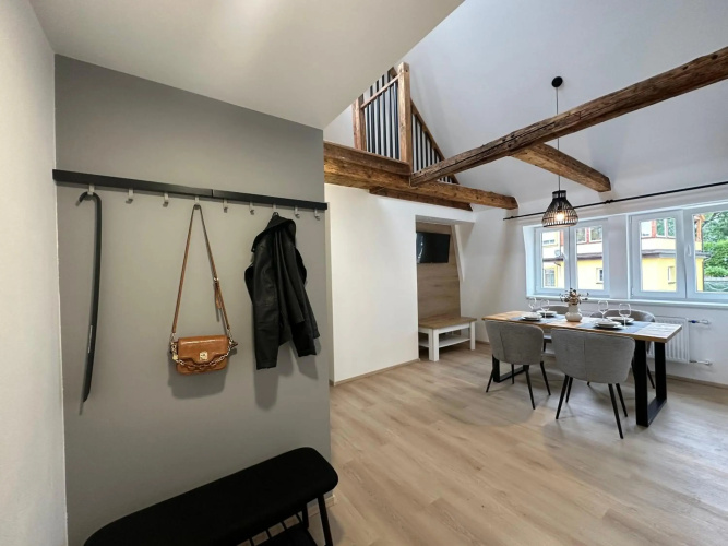 Lady Apartments