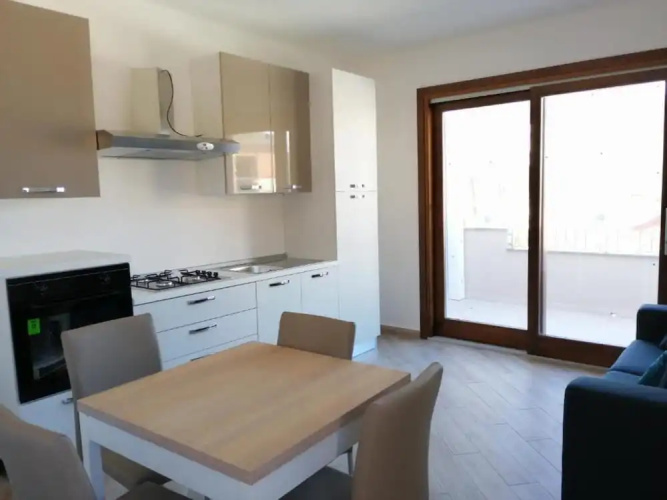 Apartment Sleeps 4 With Free Parking