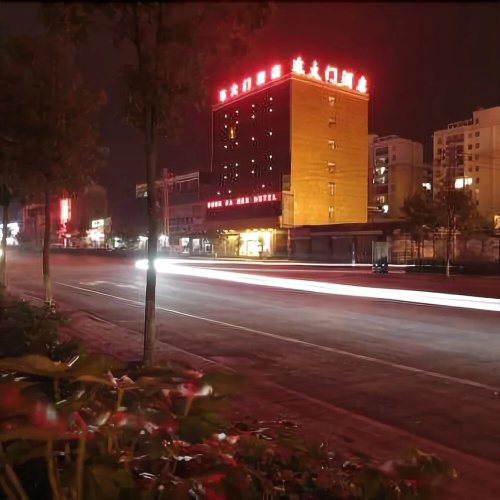 Dong Da Men Hotel