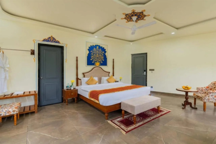 Traavista Aravali Mahal