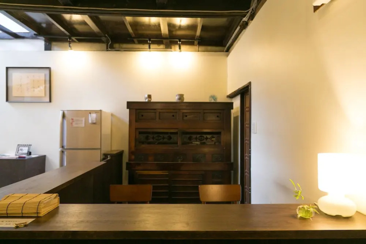 Guesthouse OKI's Inn - Hostel
