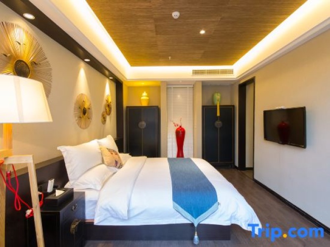 Deluxe Double Suite