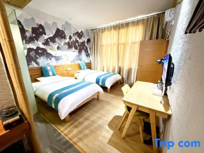 2 Bedrooms Suite