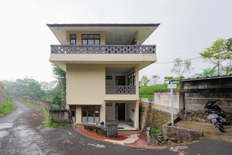 Urbanview Resort Villa Andy Tour Cisarua Puncak - Cisarua