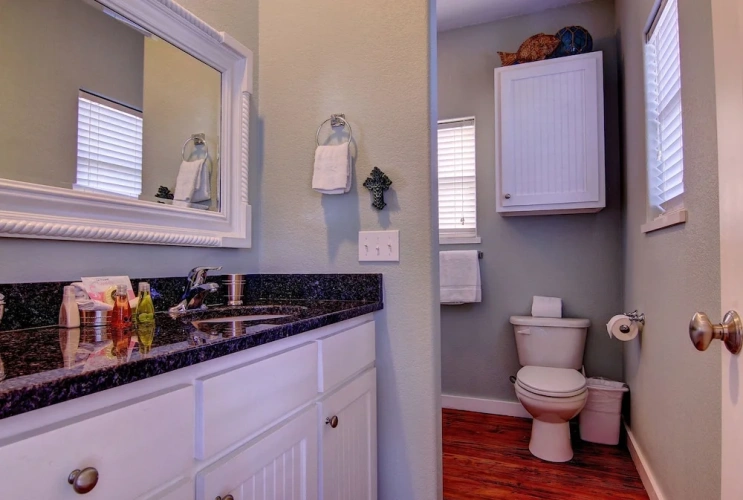 4 Bedrooms Cottage