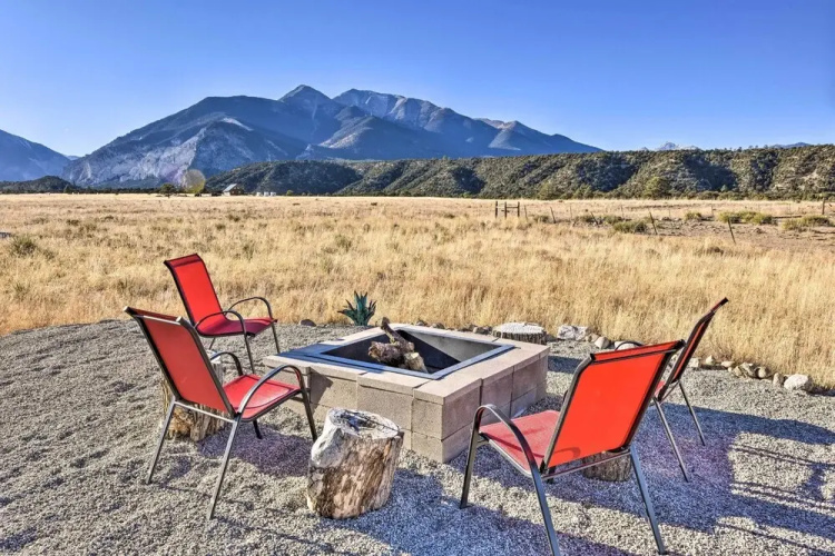 Nathrop Getaway w/ Collegiate Peak Views!