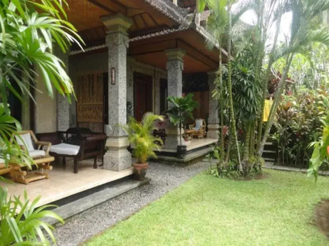 Anom Cottages