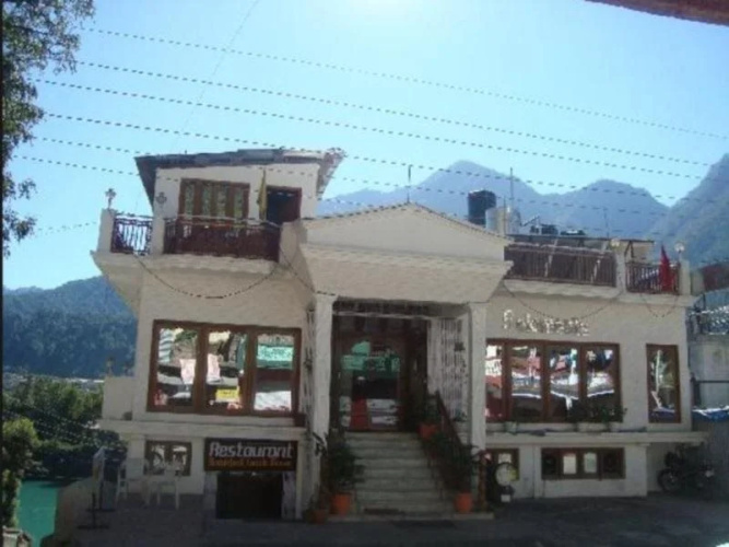 5 Elements Hotels