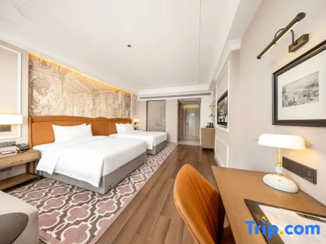 Deluxe Family room