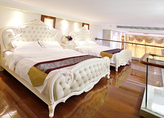 Bed in Dorm