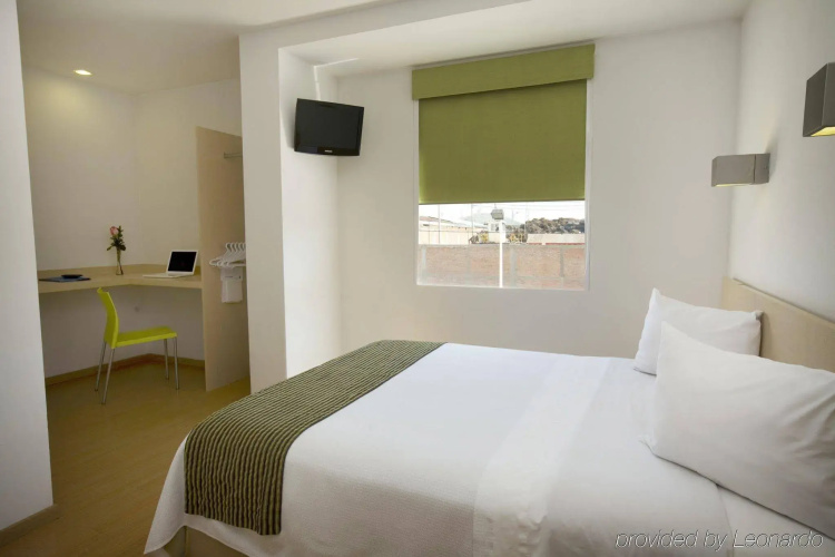 One Aguascalientes Sur