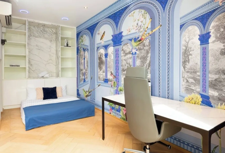 5 Bedrooms Villa