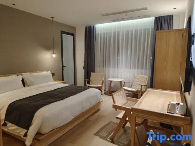 Luxury Suite