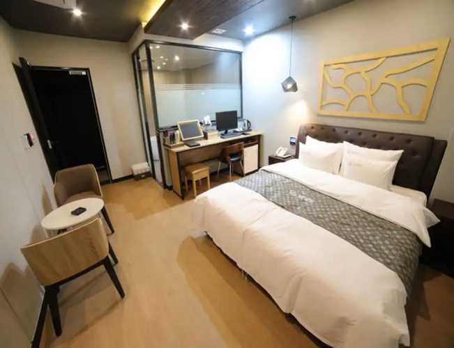 Soo Hotel