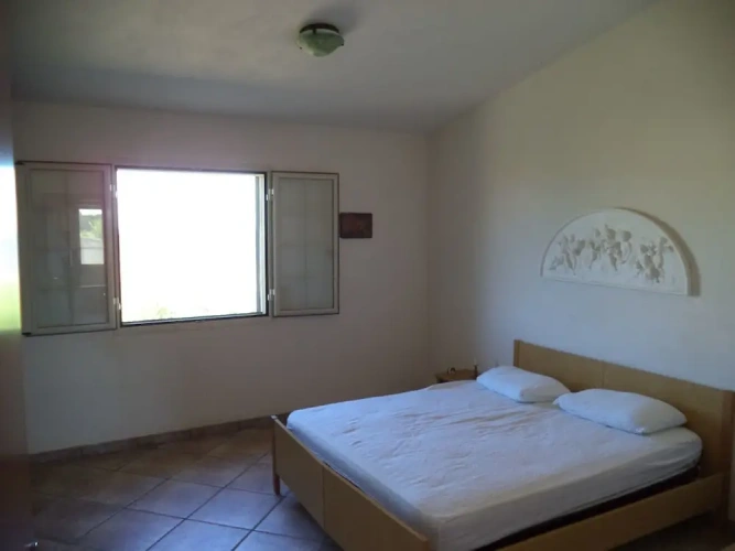 2 Bedrooms Villa