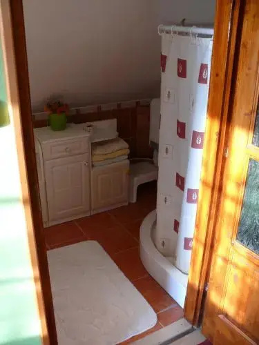 Koves Vendeghaz