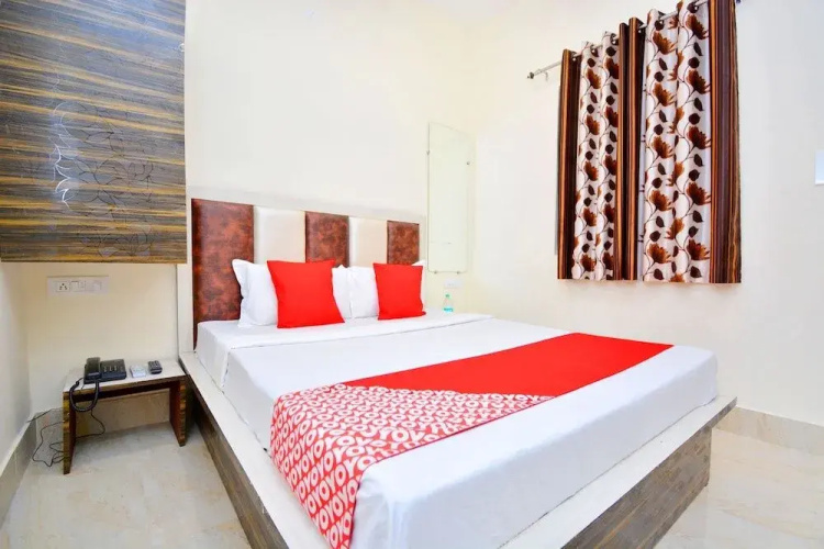 Oyo 41151 Cj Cottage