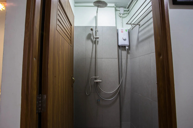 Baan Gaysorn Hostel