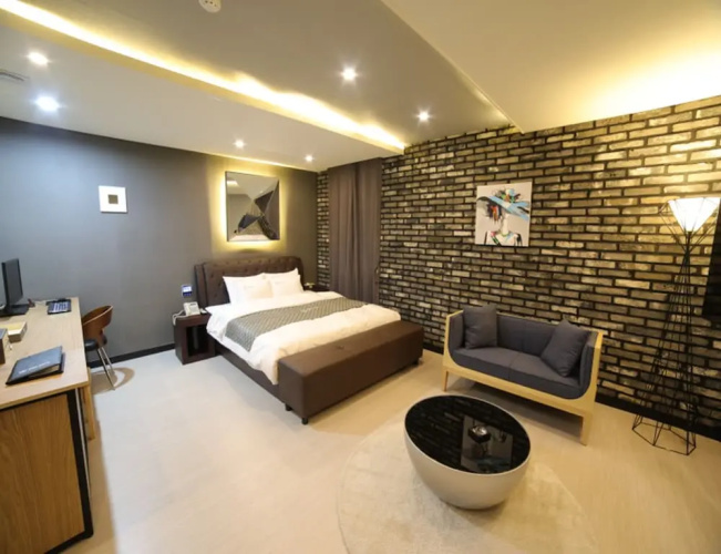 Soo Hotel