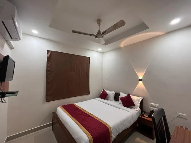 Hotel Royal flora Koramangala