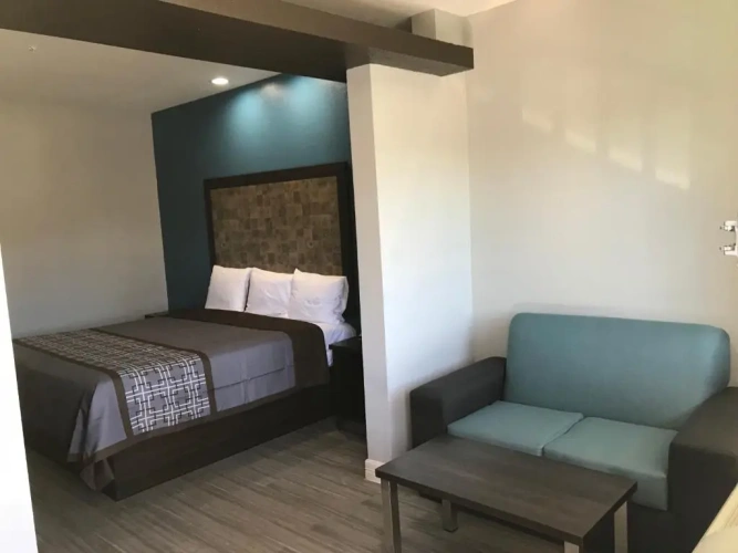 Deluxe Double Suite