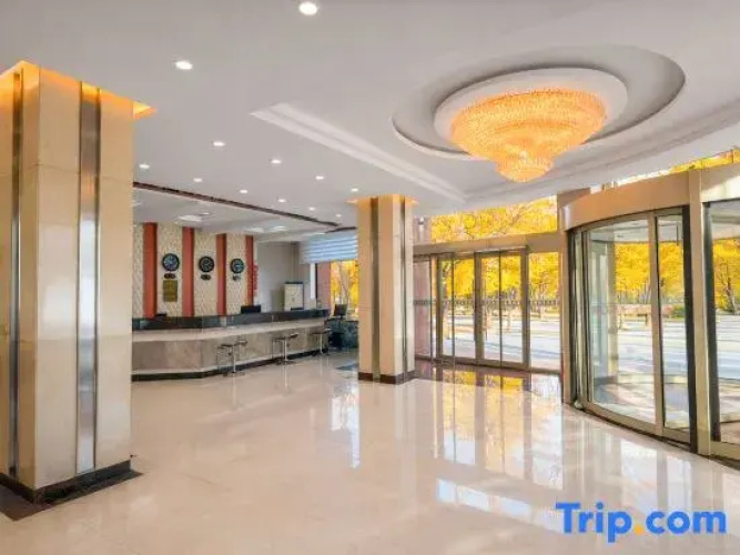 Li Ya Hotel