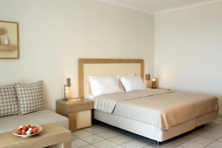 Golden Milos Beach House by Domotel