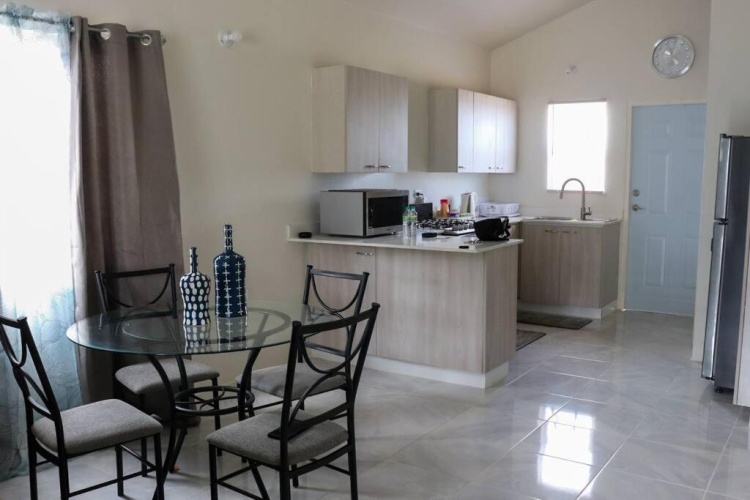 3 Bedrooms Cottage