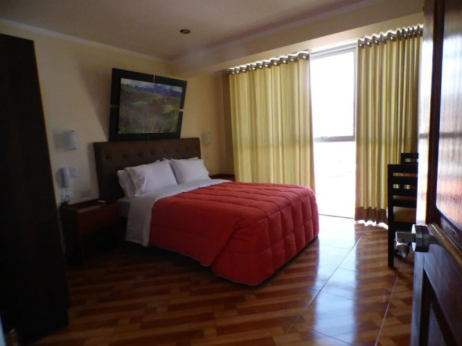 El Mirador Hotel