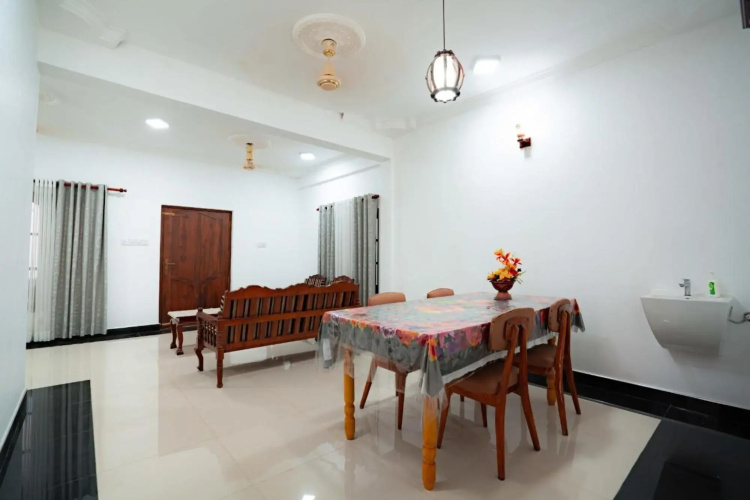 Sri Construction Circuit Bungalow